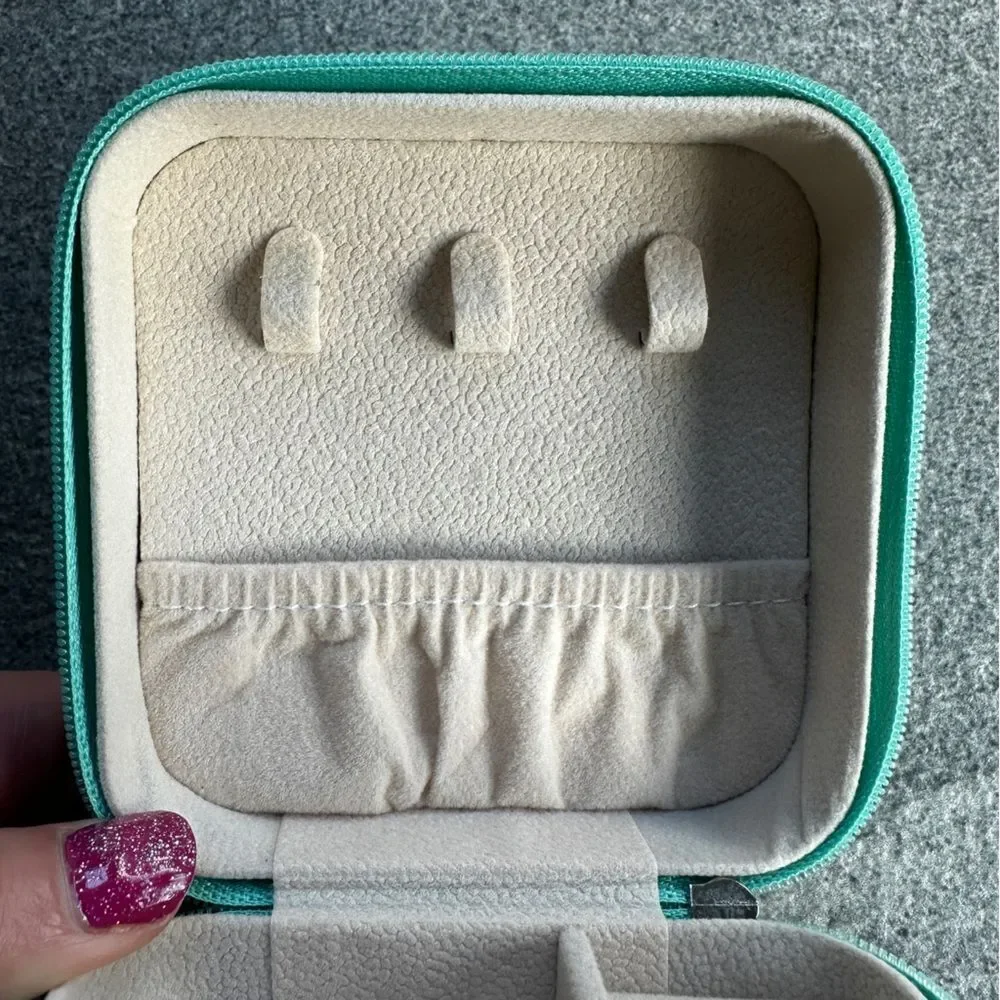 NIP Mini Jewelry Box Travel Organizer w/ Compartments 4